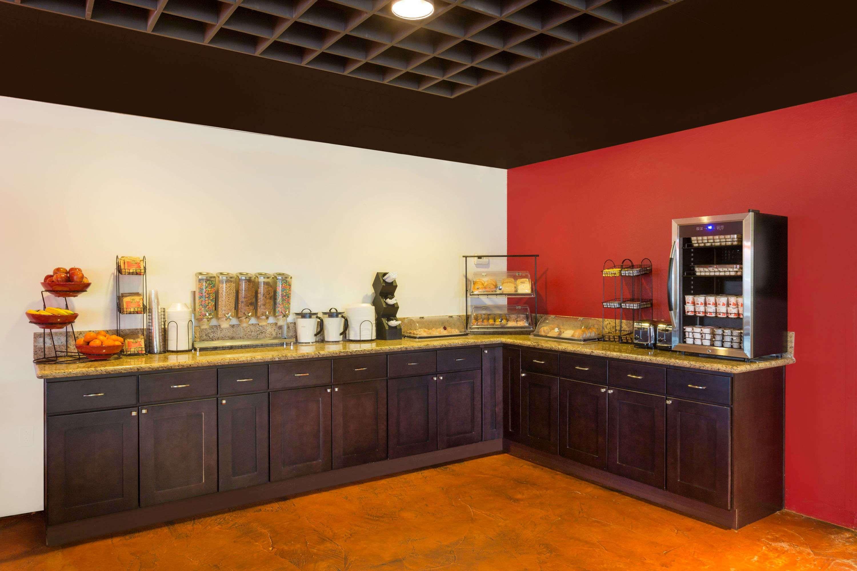 Ramada By Wyndham Cedar City Εξωτερικό φωτογραφία