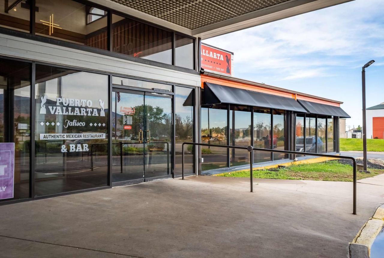 Ramada By Wyndham Cedar City Εξωτερικό φωτογραφία