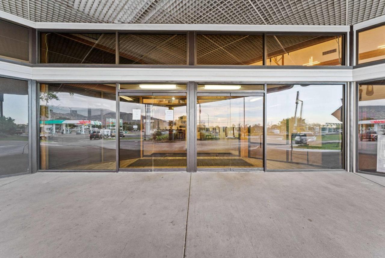 Ramada By Wyndham Cedar City Εξωτερικό φωτογραφία