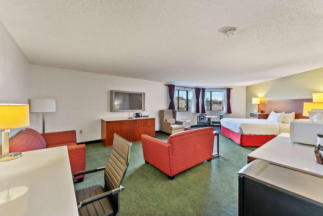 Ramada By Wyndham Cedar City Εξωτερικό φωτογραφία