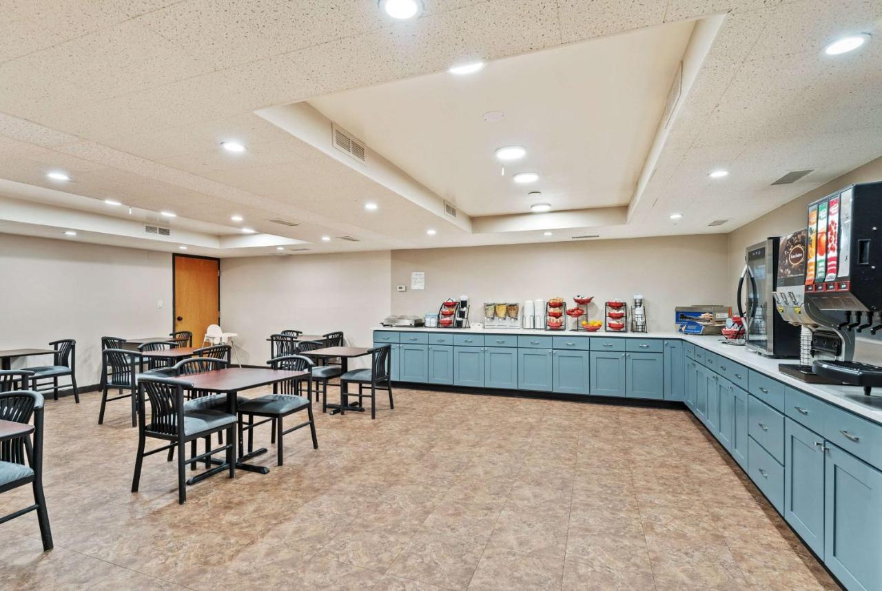 Ramada By Wyndham Cedar City Εξωτερικό φωτογραφία