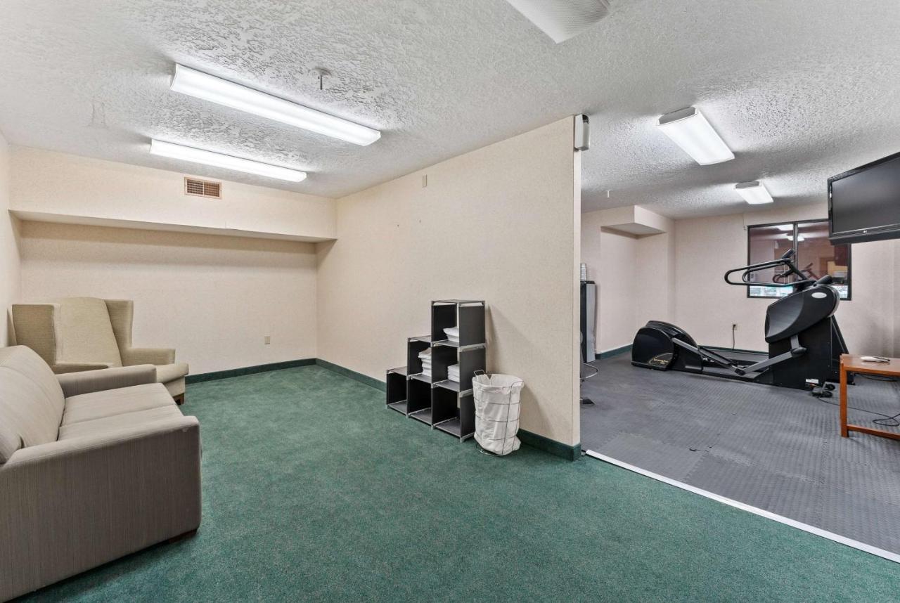 Ramada By Wyndham Cedar City Εξωτερικό φωτογραφία