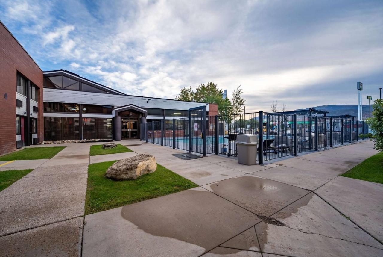 Ramada By Wyndham Cedar City Εξωτερικό φωτογραφία