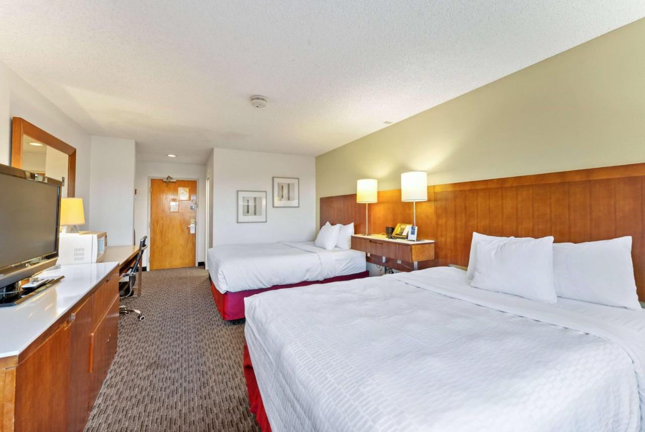Ramada By Wyndham Cedar City Εξωτερικό φωτογραφία
