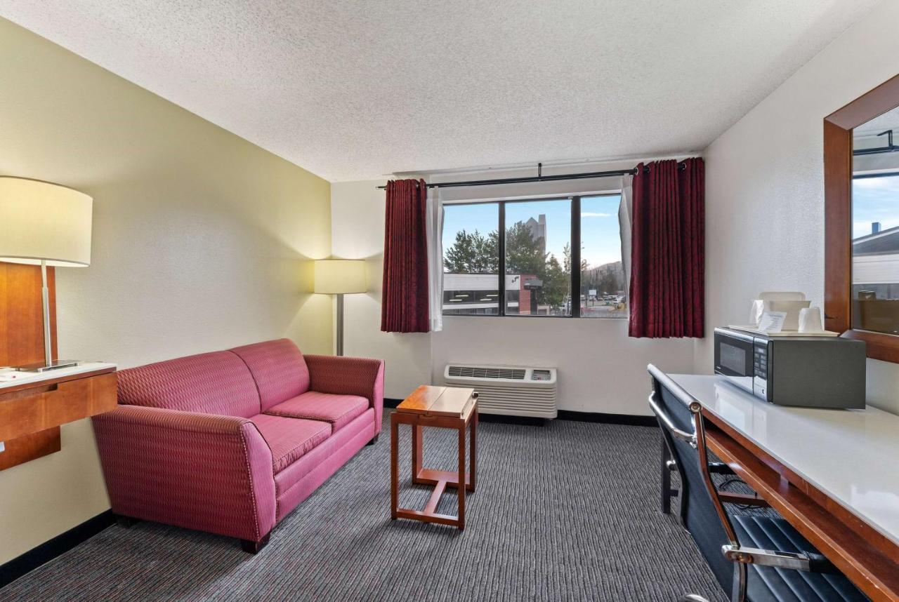 Ramada By Wyndham Cedar City Εξωτερικό φωτογραφία
